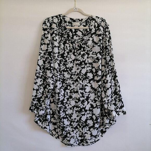 Ava & Viv Womens Black Roll Tab Sleeve Floral Print Peasant Blouse Top Size 1X - Picture 1 of 9
